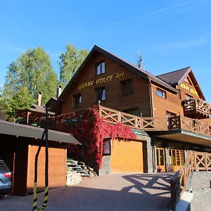 4* מלון דירות Happy House